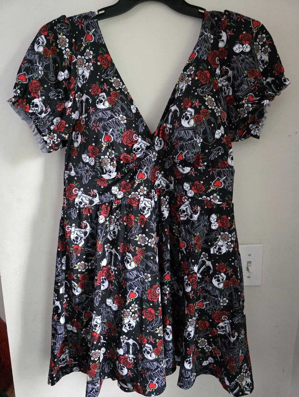 TORRID Black Floral & Skul Anchor Tattoo Printl V-Neck Swim Dress Size 2X NWT